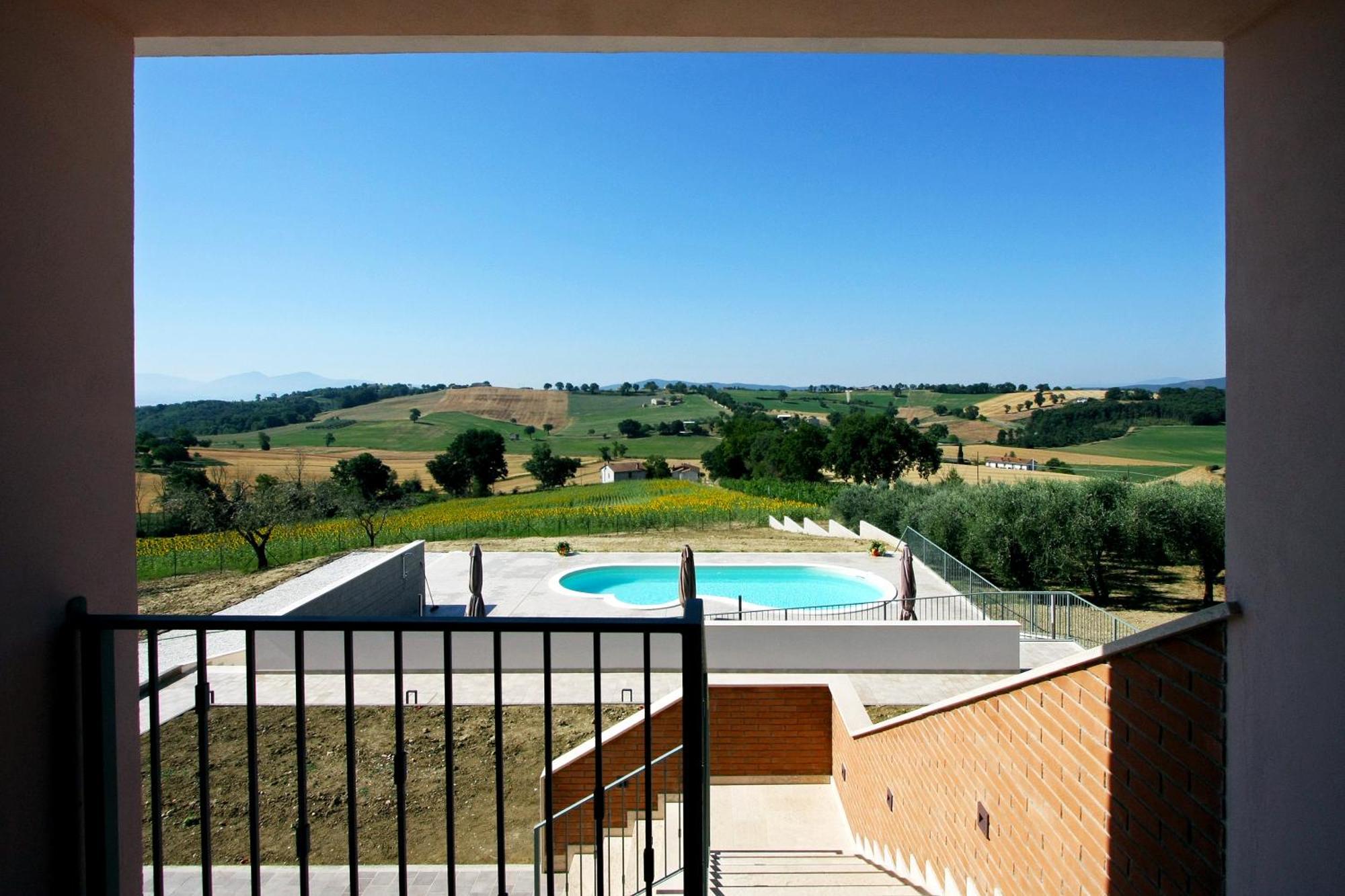 Vila La Collina Del Girasole Montecastrilli Exteriér fotografie